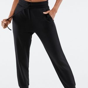 fabletics daria jogger